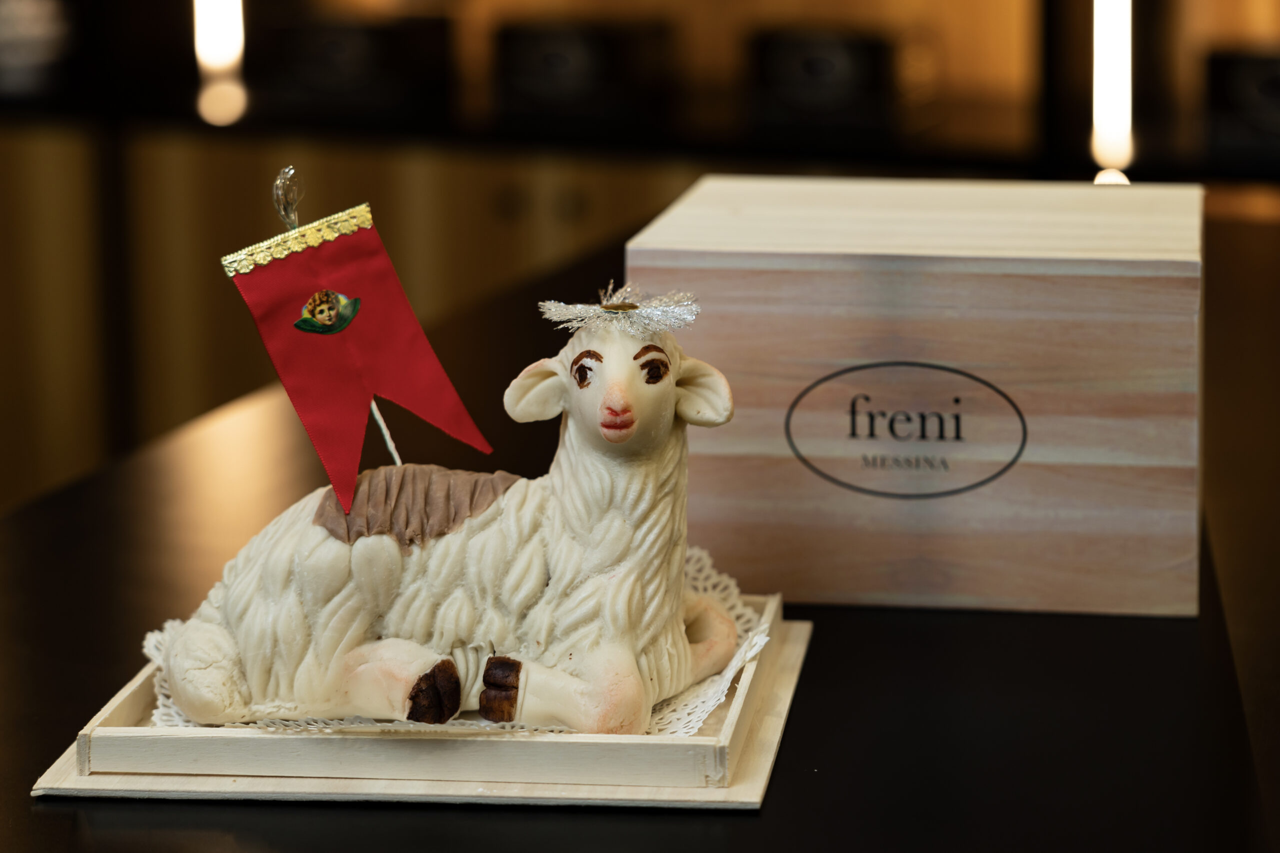 Agnello reale (ripieno gianduja e nocciole)